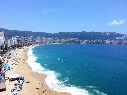 Acapulco beach. Credit: Wikimedia Creative Commons license