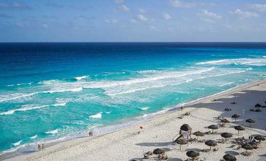 Cancun surf