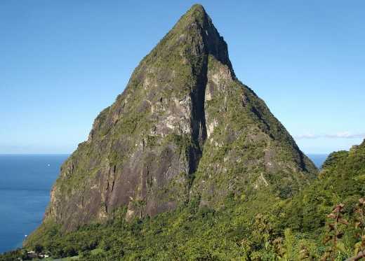when is the best time to go to st lucia