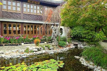 Lan Su Chinese Garden; credit: Wikimedia Creative Commons license
